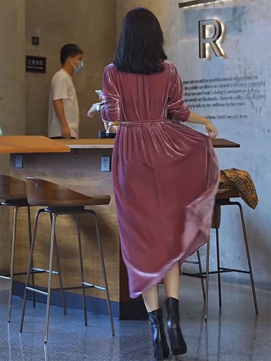 Loose Fitting New Velvet Dress For Women